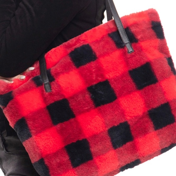 Faux Fur Black and Red Buffalo Plaid Zipper Tote Bag - Picture 3 of 13